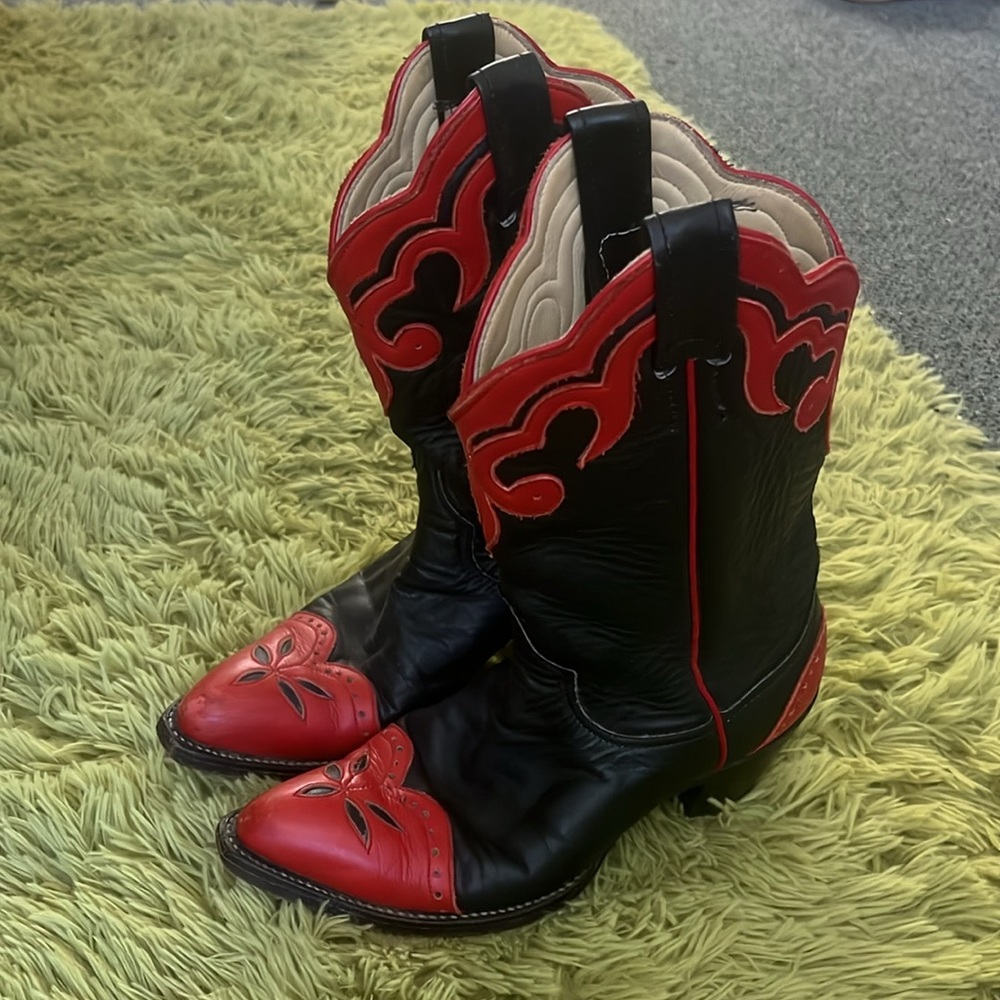 Larry Mahan Cowboy Boots Red and black